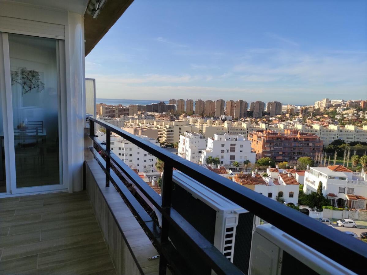 Апартаменты Malaguena Views Торремолинос Экстерьер фото